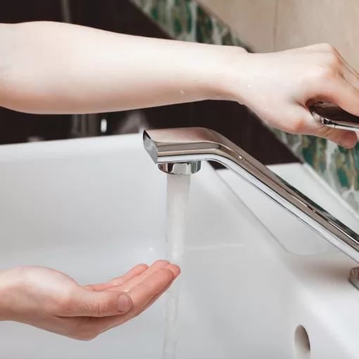 Como economizar água no seu apartamento?